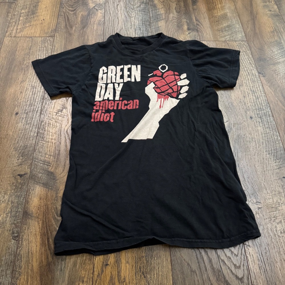 Green Day American Idiot Band T-Shirt Graphic Punk Rock XS Grunge Emo Y2K Tee